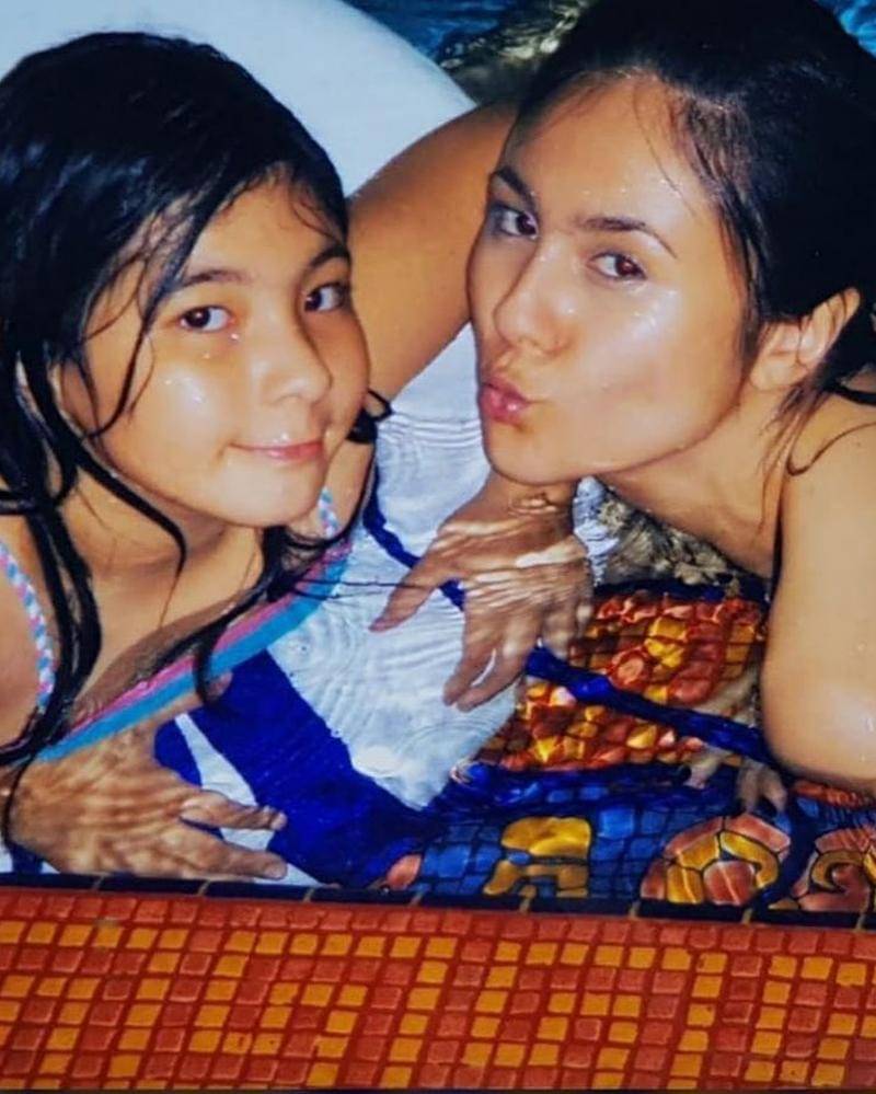 Instagram.com/sharazaaa