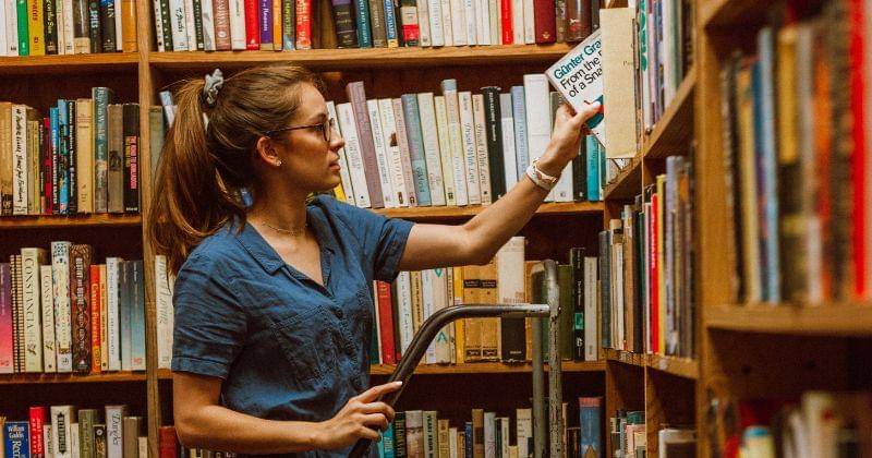 Unsplash/samanthahentosh