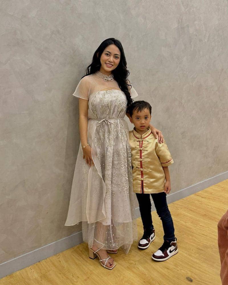 Instagram.com/rachelvennya