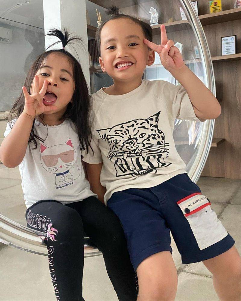 Instagram.com/rachelvennya