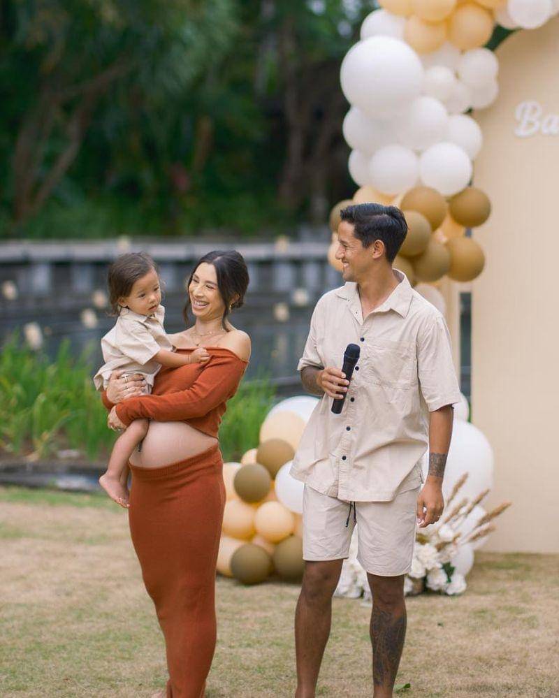 Instagram.com/jenniferbachdim