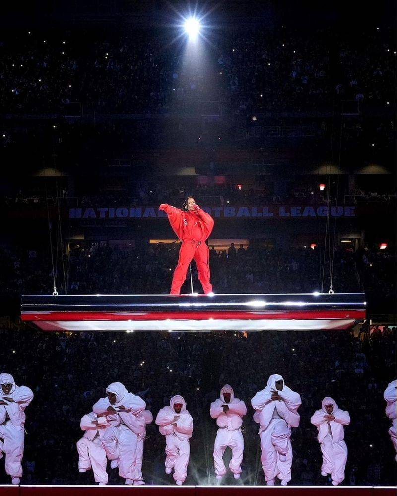 Instagram.com/@enews