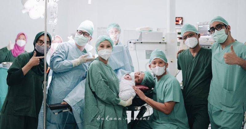 Instagram.com/fakhranaaa