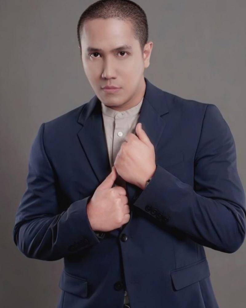 Instagram.com/ressaherlambang