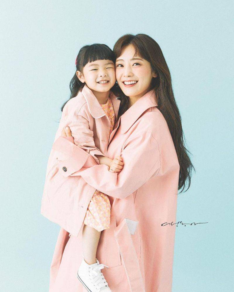Instagram.com/moonheeyul