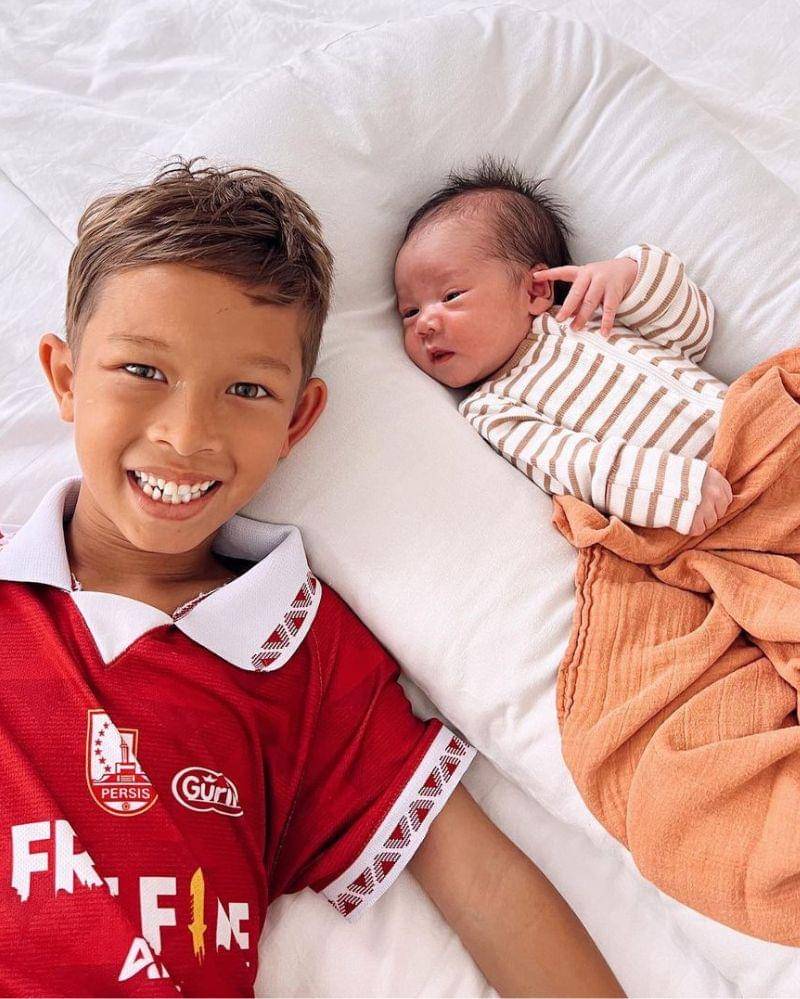 Instagram.com/@jenniferbachdim