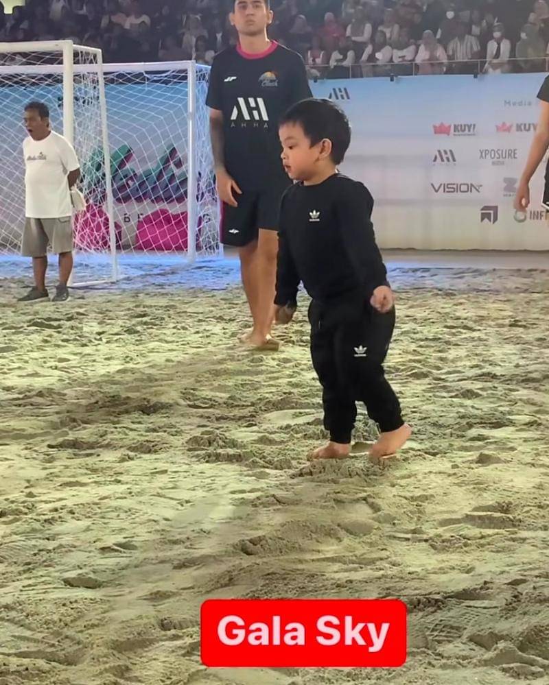 Instagram.com/kuyentertaiment