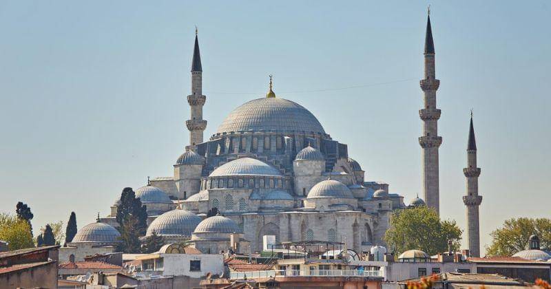 Freepik/oleksandrryzhkov