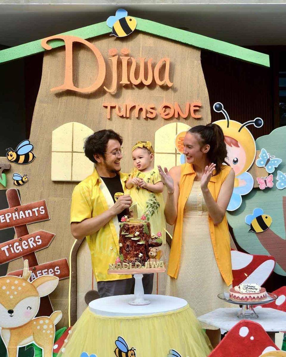 Instagram.com/nadinelist