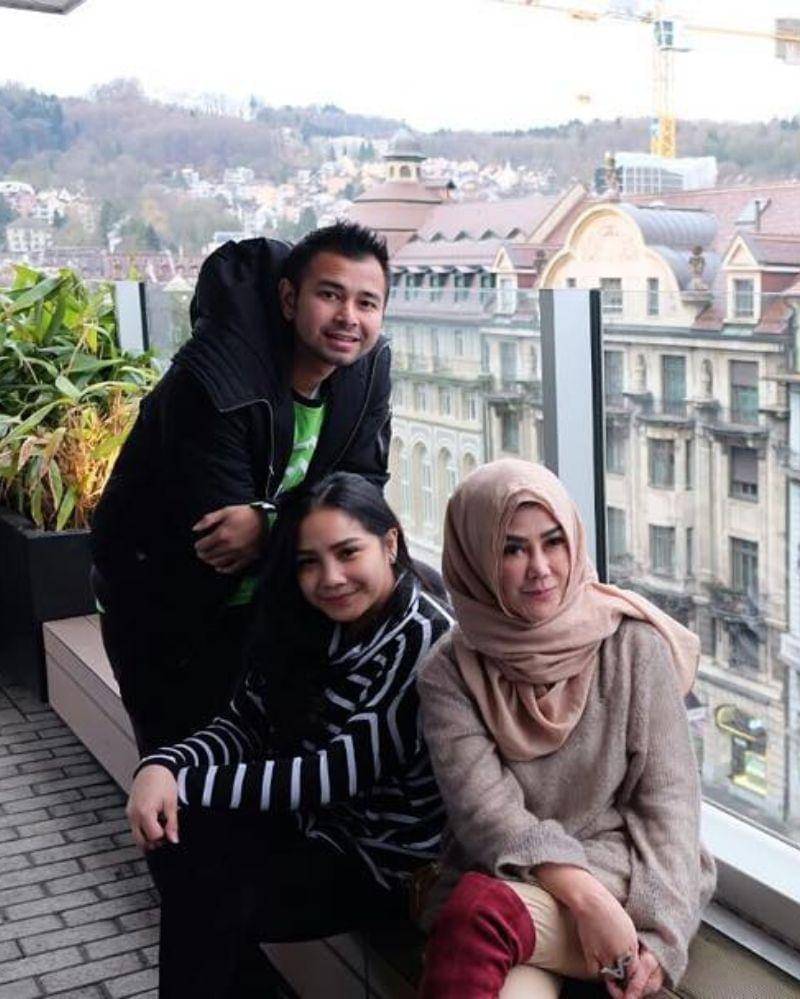 Instagram.com/amy_r_qanita