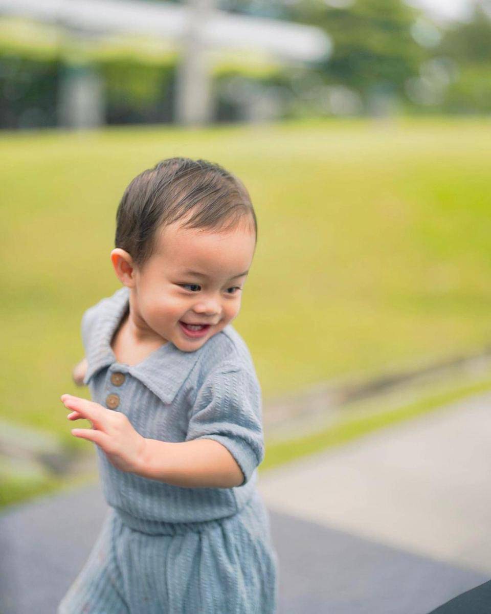 Instagram.com/rey_mbayang