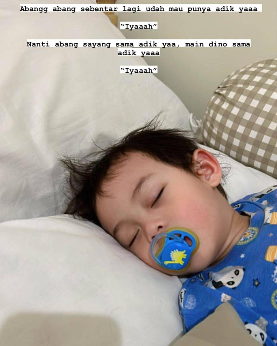 Instagram.com/dindahw