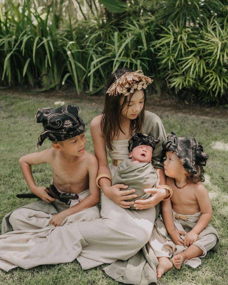 Instagram.com/jenniferbachdim