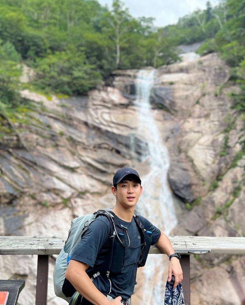 Instagram.com/Soohyun_k216