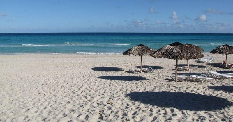 Pantai terbaik - Pantai Varadero Kuba - Unsplash/Gower Brown