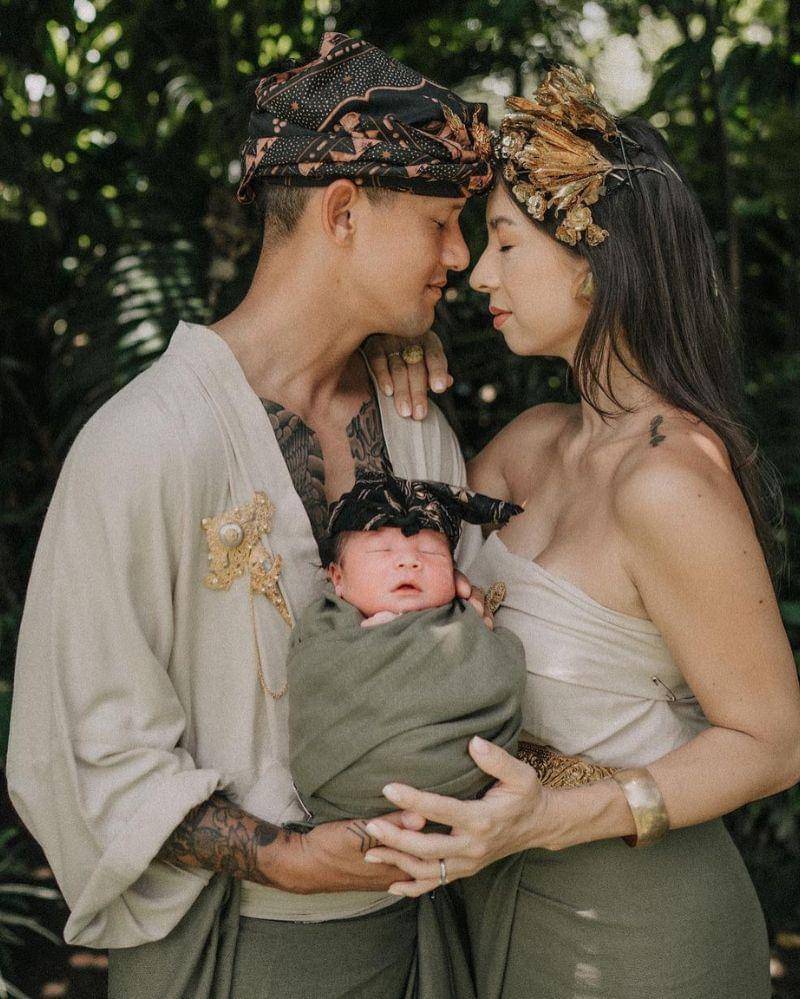 Instagram.com/jenniferbachdim