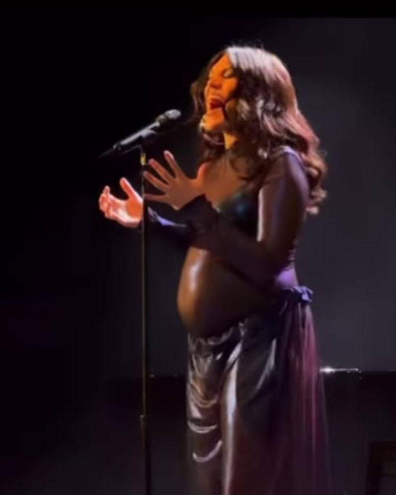 Instagram.com/@jessiej