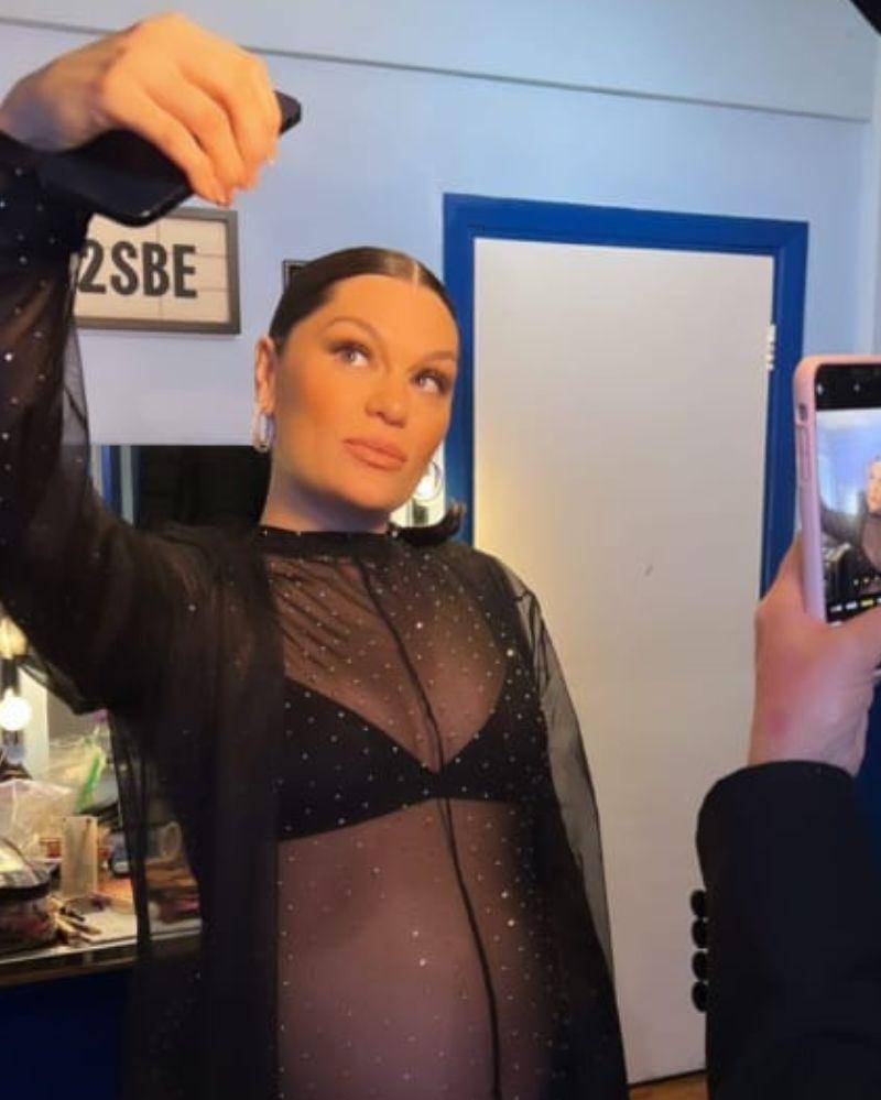 Instagram.com/@jessiej
