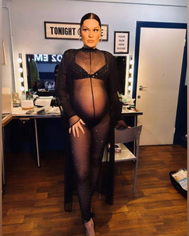 Instagram.com/@jessiej