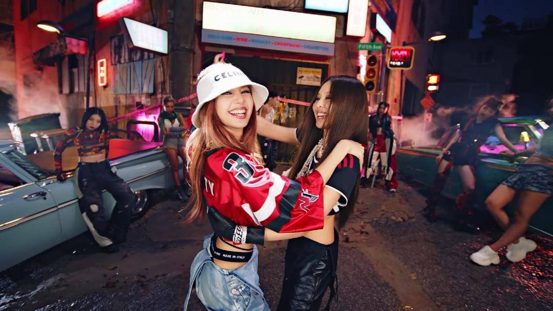 Youtube.com/BLACKPINK