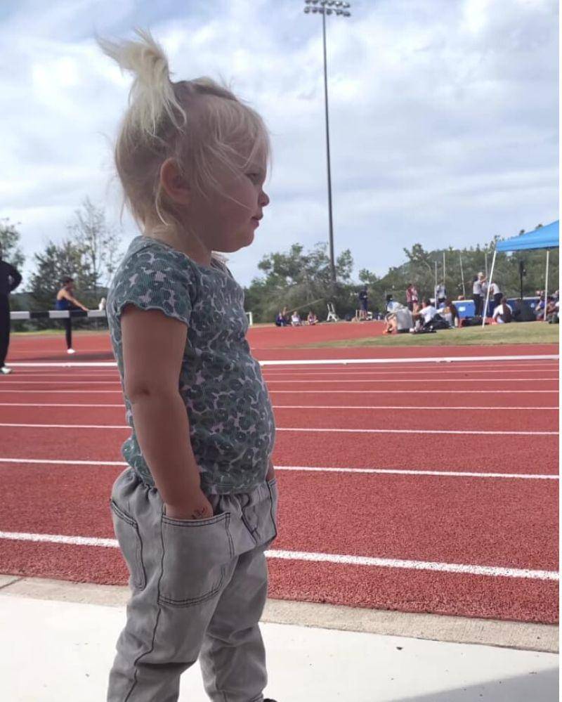 Instagram.com/@benzmakenz