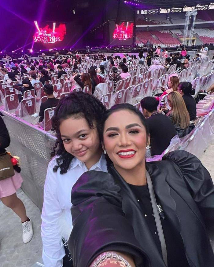 Instagram.com/krisdayantilemos