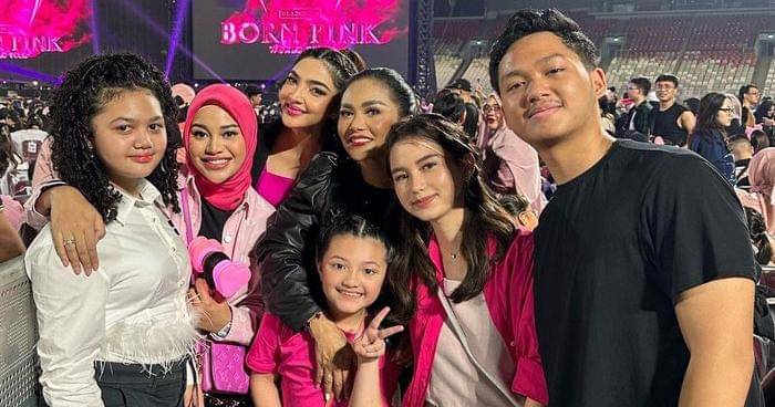 Instagram.com/ashanty_ash