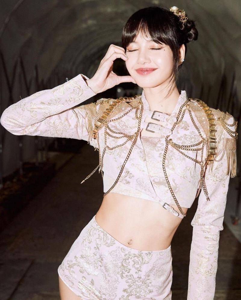 Instagram.com/lalalalisa_m