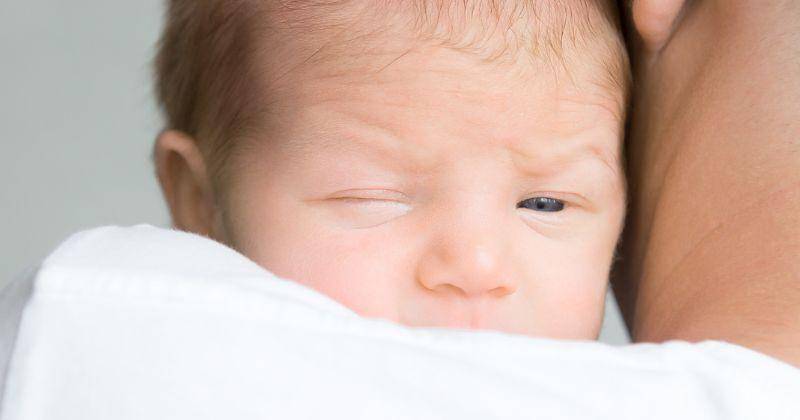 5 Penyebab Mata Bayi Belekan, Jangan Disepelekan!