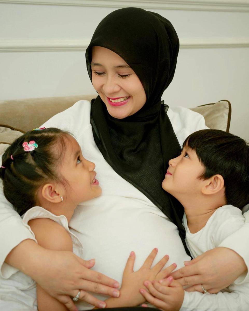 Instagram.com/ryana_dea