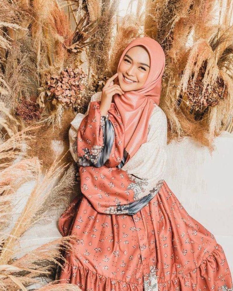 Instagram.com/Riaricis1795