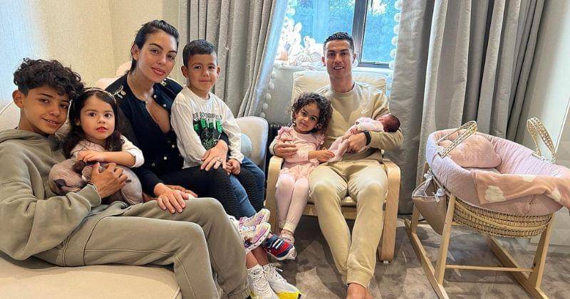 Instagram.com/georginagio