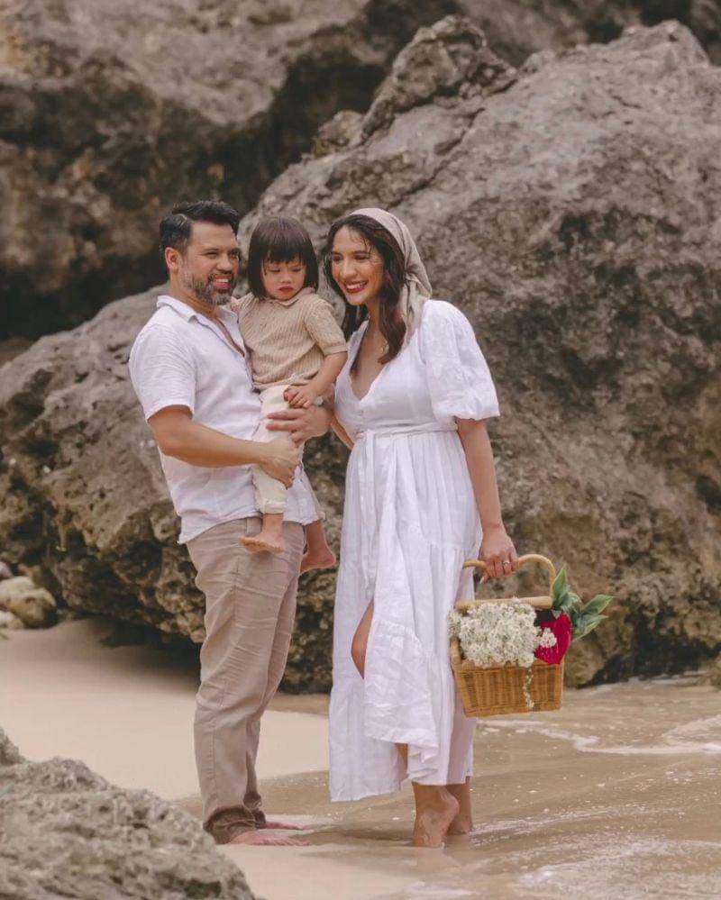 Instagram.com/achasinaga