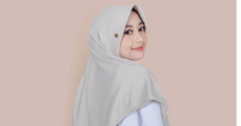 instagram.com/hijabnafisacatalog
