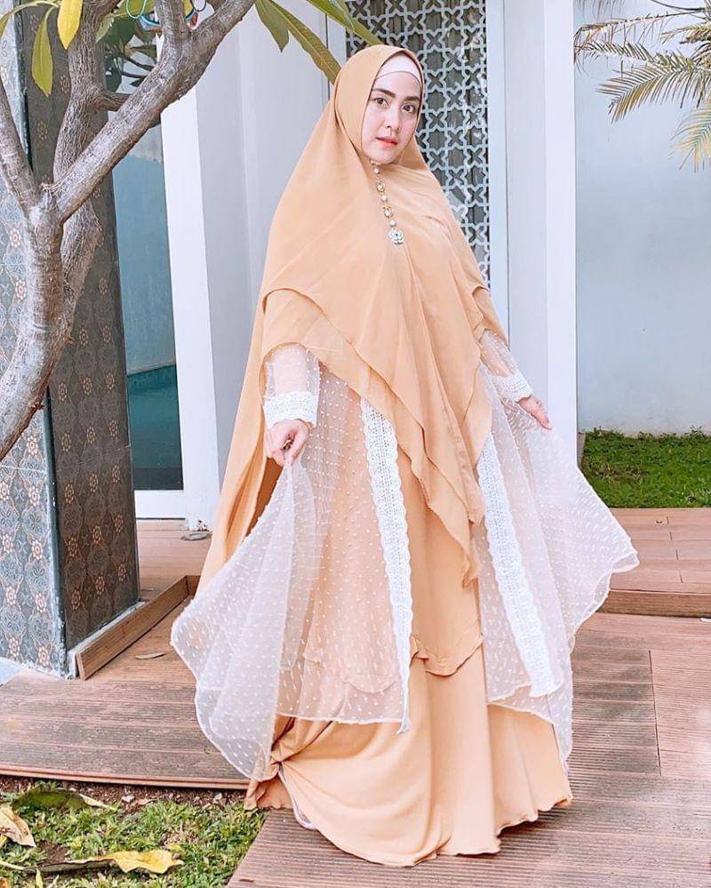 Instagram.com/Apriljasmine85