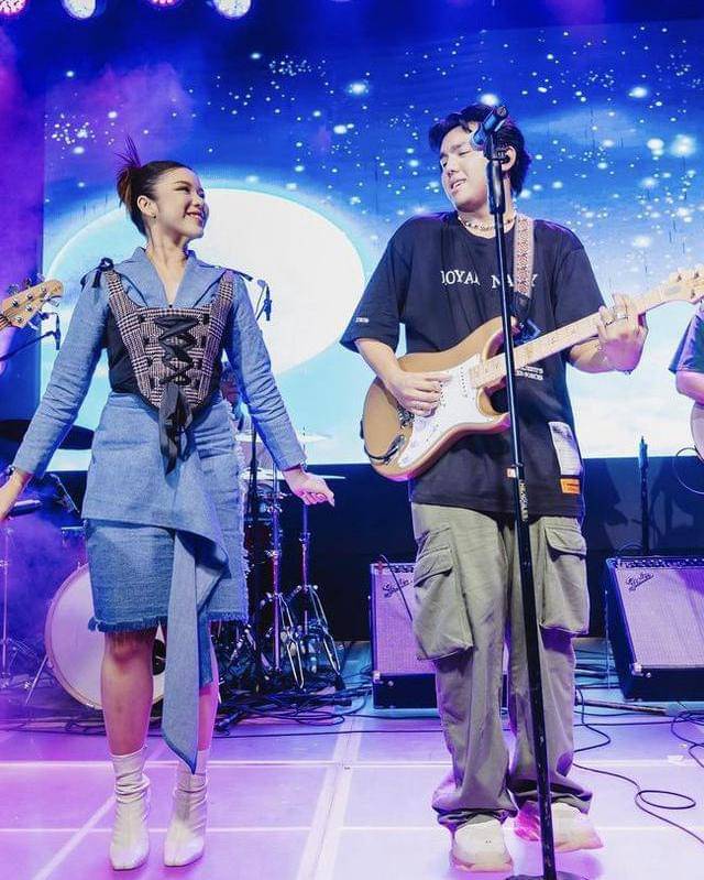 Instagram.com/tiaraandini