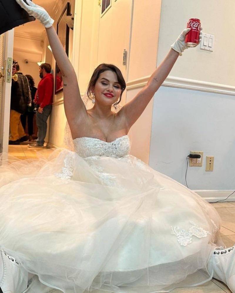 Instagram.com/crownofsel