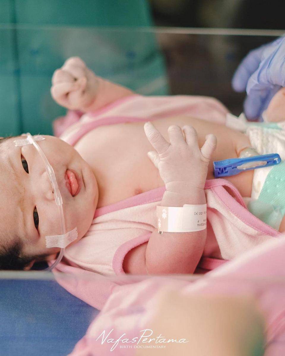 Instagram.com/nellakharisma