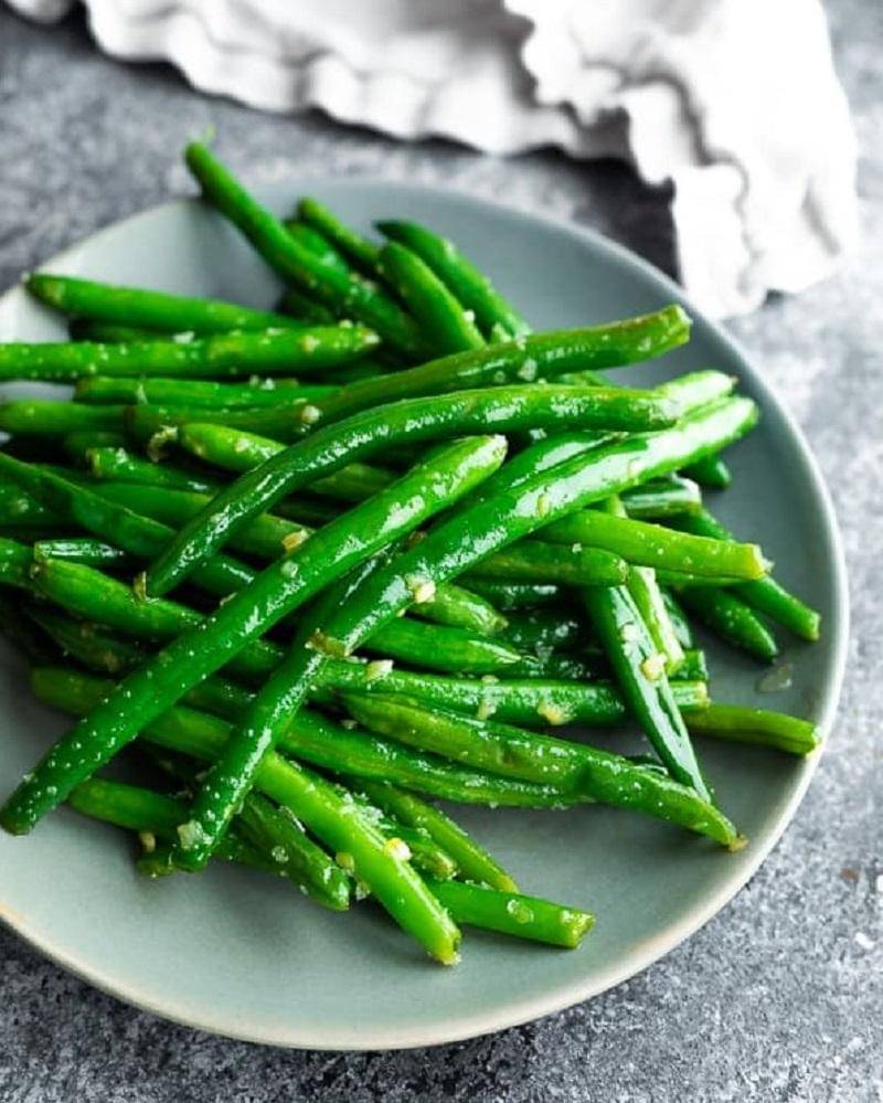 sweetpeasandsaffron.com