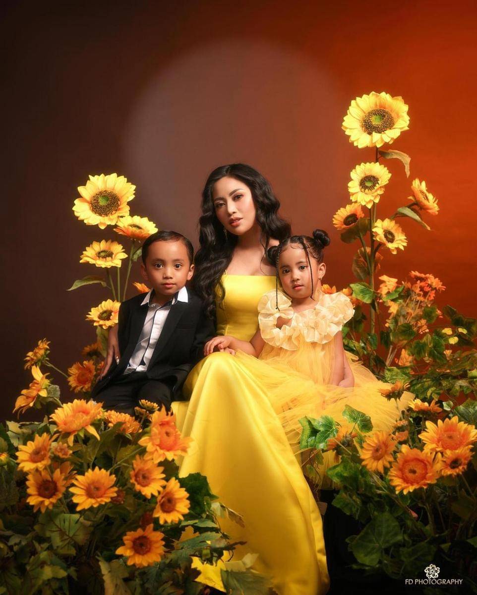 Instagram.com/rachelvennya