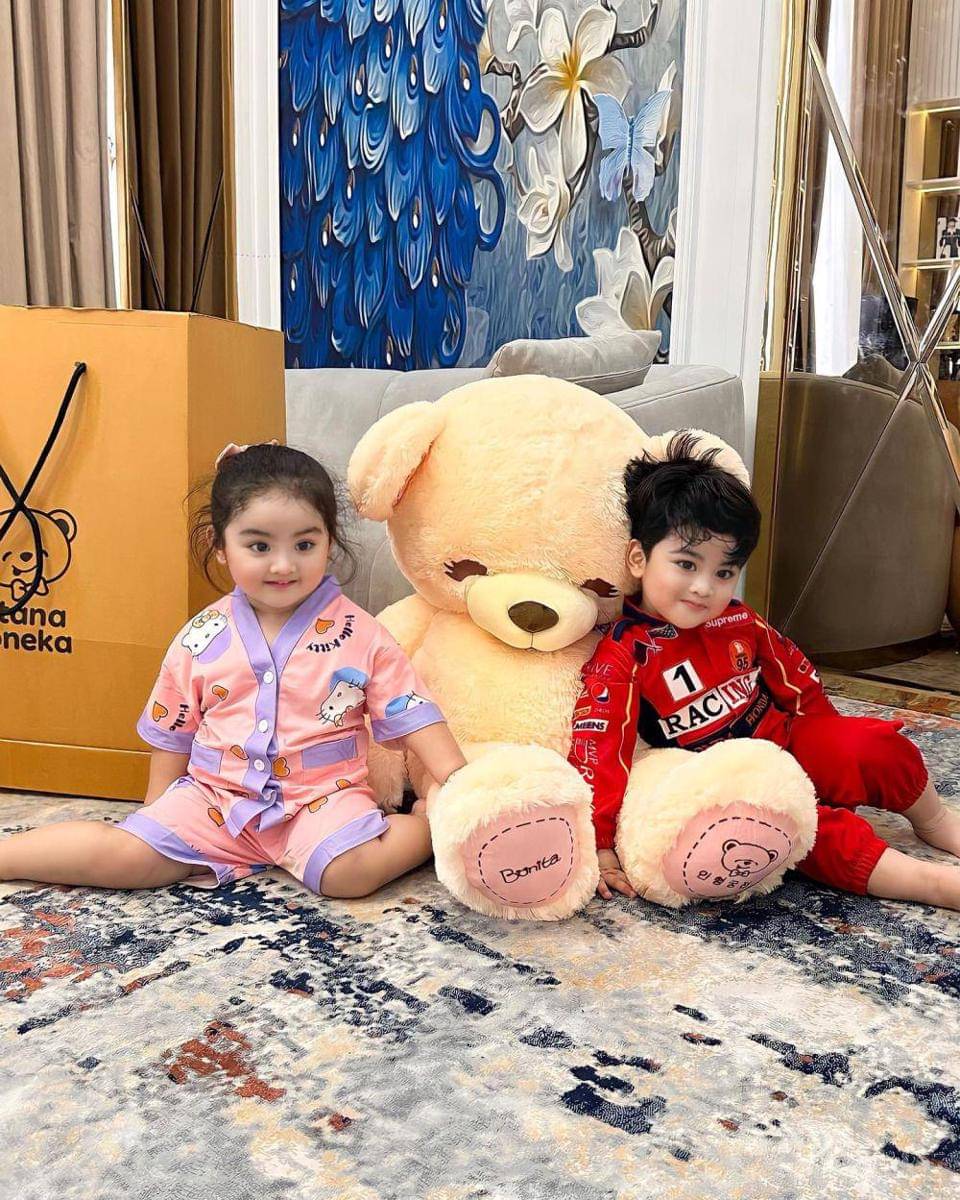 Instagram.com/galittletwins