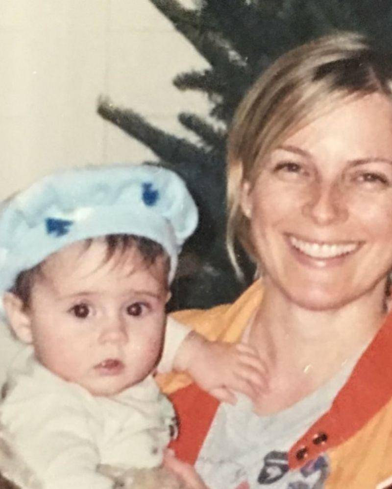 Instagram.com/@tumorrrow