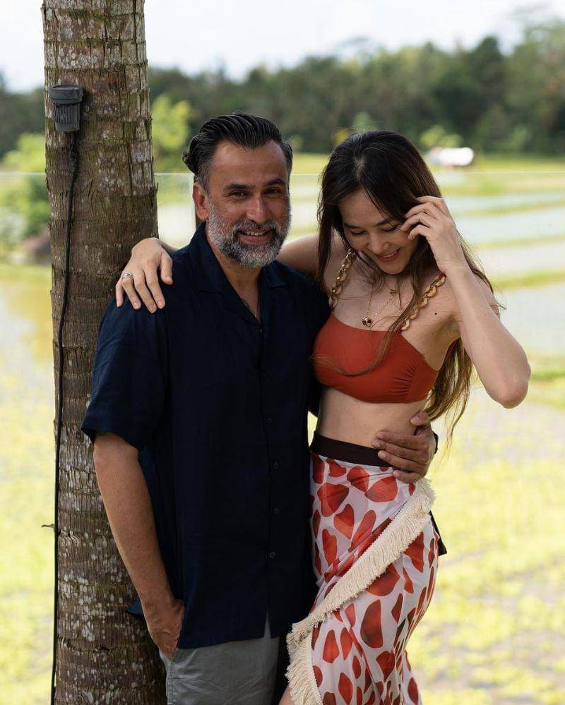 Instagram.com/inathomas