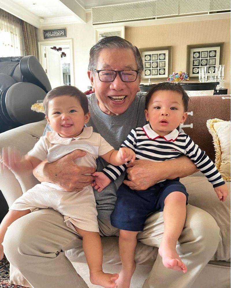 Instagram.com/@yorafebrina