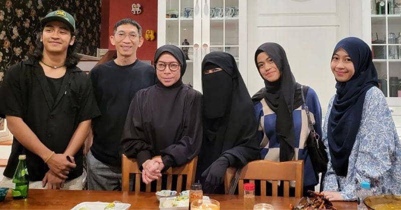 instagram.com/_ummi_pipik_