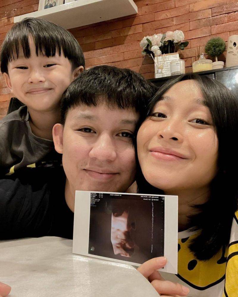 Instagram.com/@rinni_w