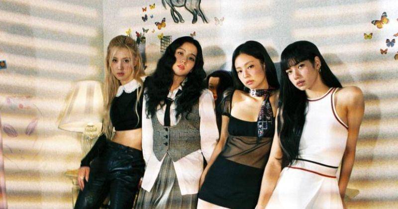 joker with card - Instagram.com/Jennierubyjane