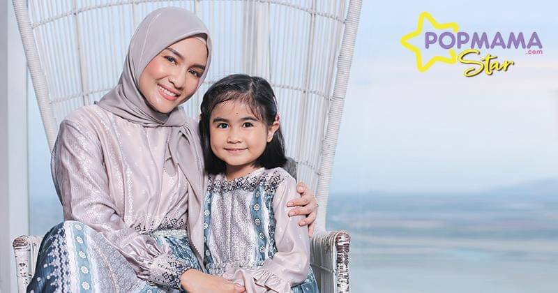 joker with card - Popmama.com/Michael Andrew