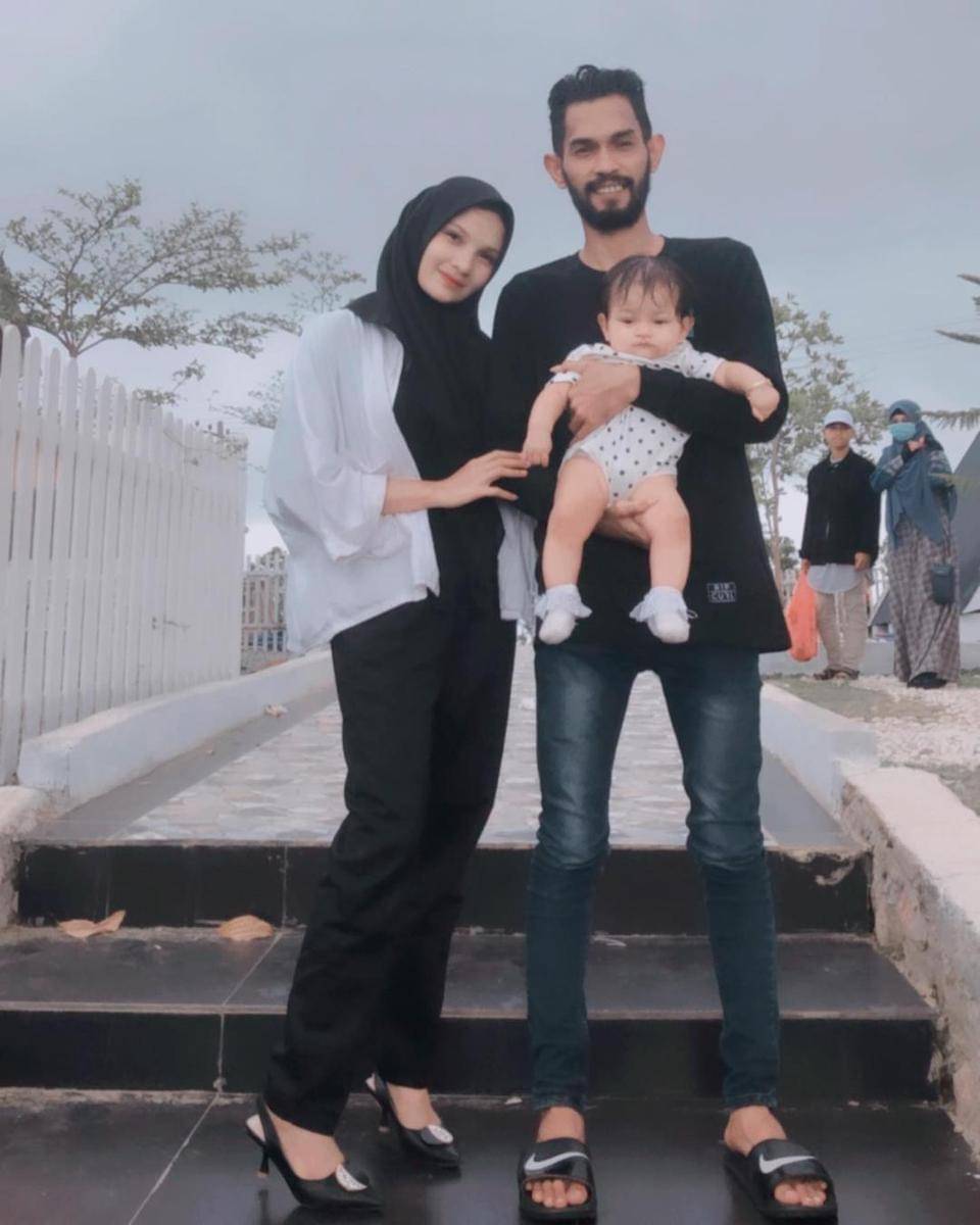 Instagram.com/yunie_s99