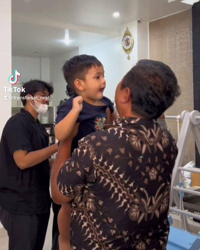 TikTok.com/@fransfaisal_real